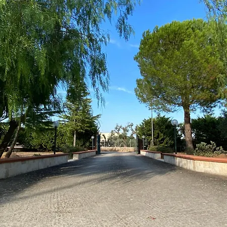Nyaraló Gm *